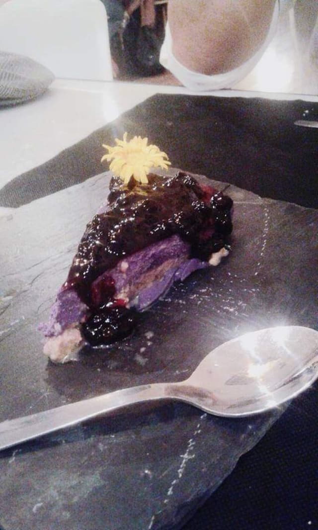 Photo du plat “Tarta de frutos rojos”
