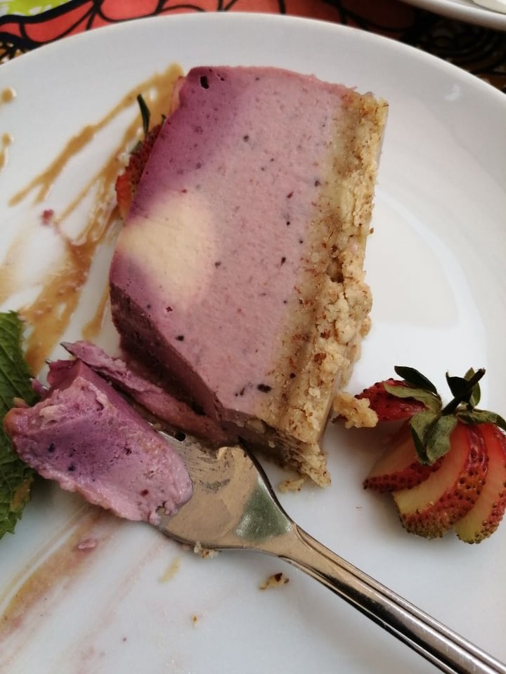 photo of Leafy Greens Strawberry Cheesecake shared by @nickyv on  02 Nov 2019 - review