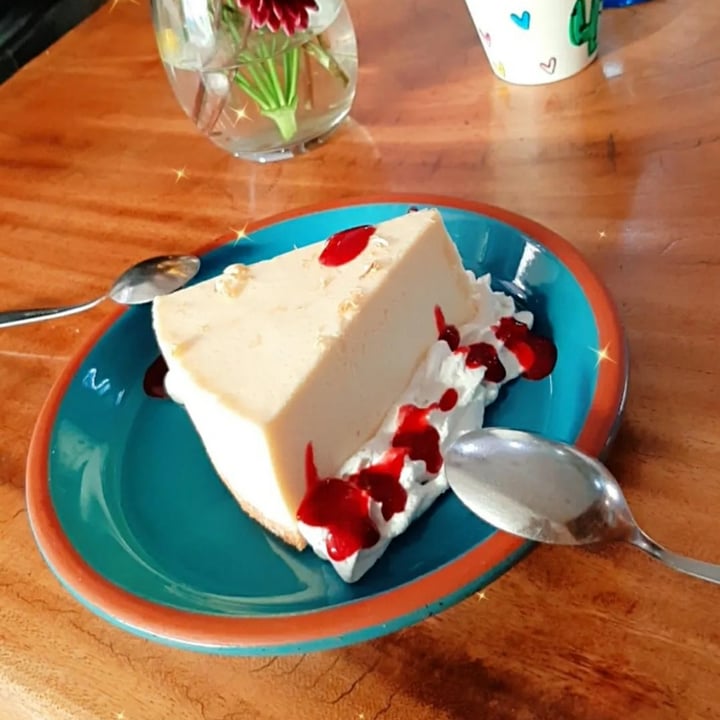 photo of CamelliasTea Cheesecake shared by @mishely on  21 Dec 2021 - review