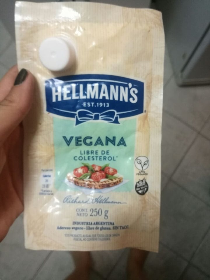 review photo of Hellmann’s Hellman’s Vegan Mayonnaise shared by @titinachina on 10 Jan 2020 - review