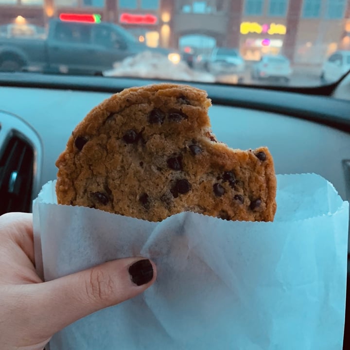 photo of Boon Burger Cafe Chocolate Chip Cookie shared by @alternativevegan on  14 Jan 2021 - review