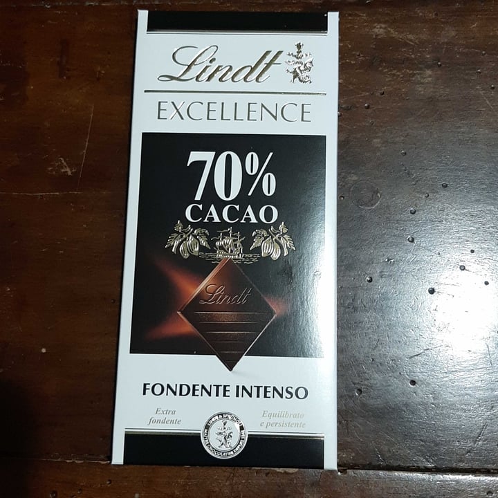 photo of Lindt 70% Cacao Fondente Intenso shared by @liu69 on  27 Dec 2022 - review
