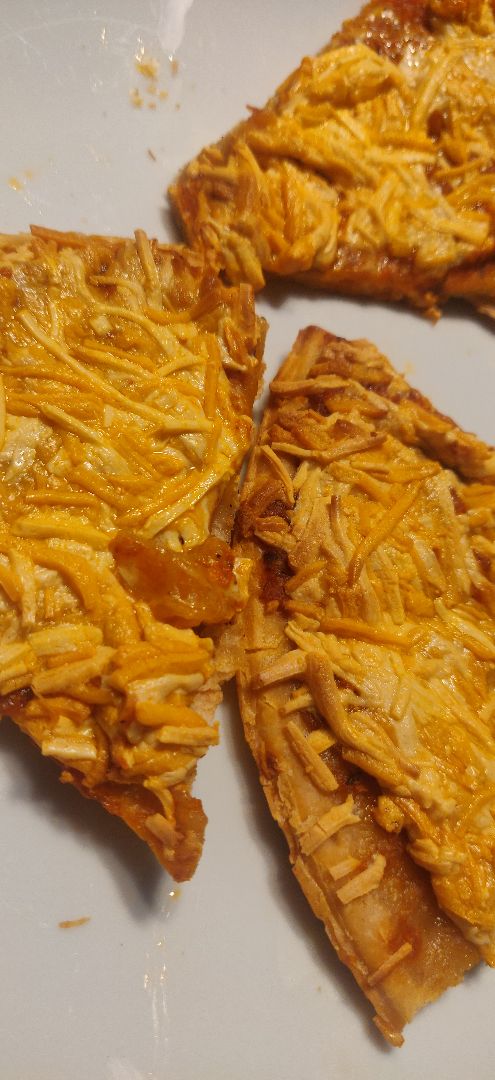 photo of Daiya Cheeze Lover’s Thin Crust Gluten-Free Pizza shared by @nicolecrow on  23 Feb 2020 - review