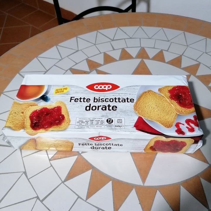 photo of Coop Fette biscottate dorate shared by @susannatortorelli on  26 Sep 2021 - review