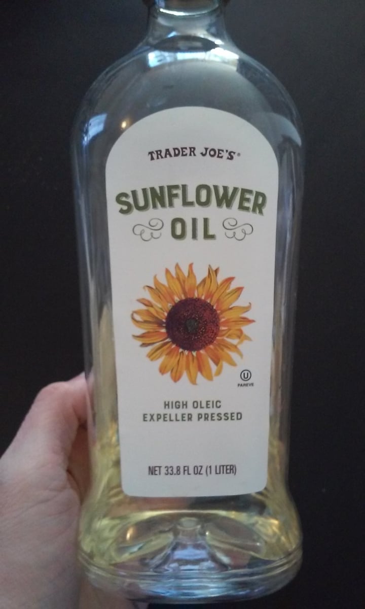 photo of Trader Joe's Sunflower Oil shared by @steveerlsten on  27 Dec 2019 - review