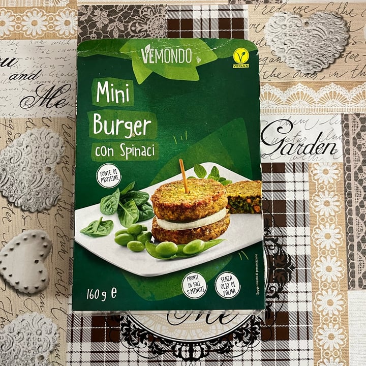 photo of Vemondo  mini burger Agli Spinaci shared by @fearlessdeb13 on  29 Oct 2022 - review