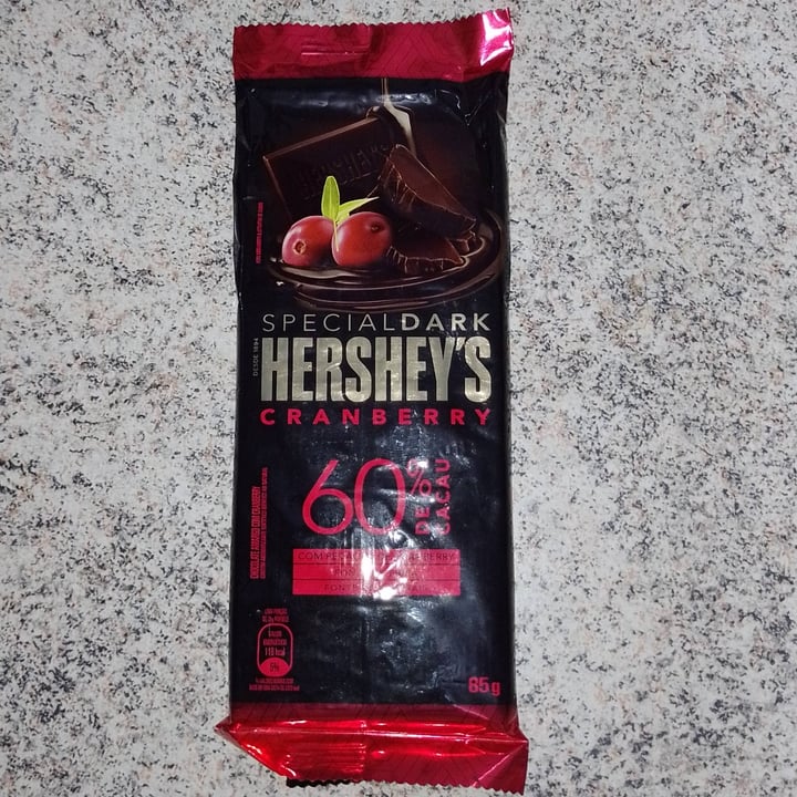 photo of Hershey's Aerado Chocolate 60% shared by @anapaulaalves on  09 May 2022 - review