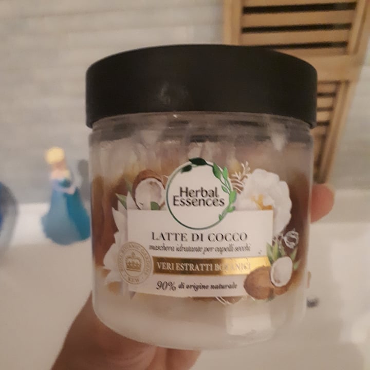 photo of Herbal Essences Latte di cocco maschera idratante per capelli secchi shared by @paolinasw on  14 Nov 2021 - review