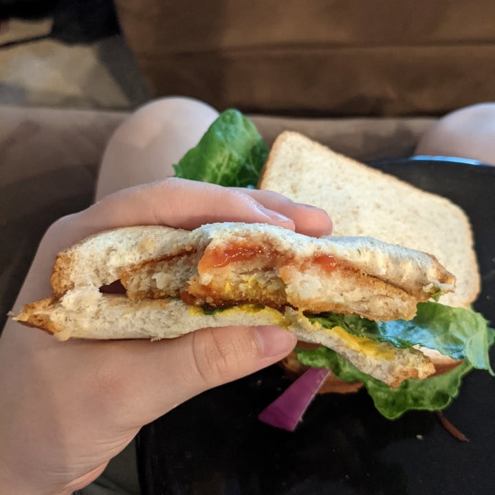 review photo of Alpha Foods Crispy Chik’n Patties shared by @tuzoen on 22 May 2021 - review