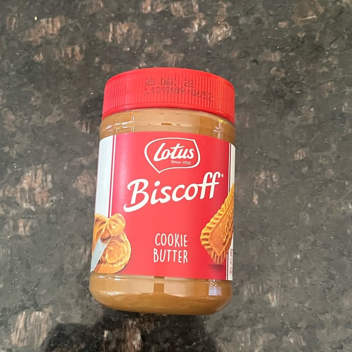 review photo of Lotus Biscoff cookie butter shared by @slimshannon on 06 May 2022 - review