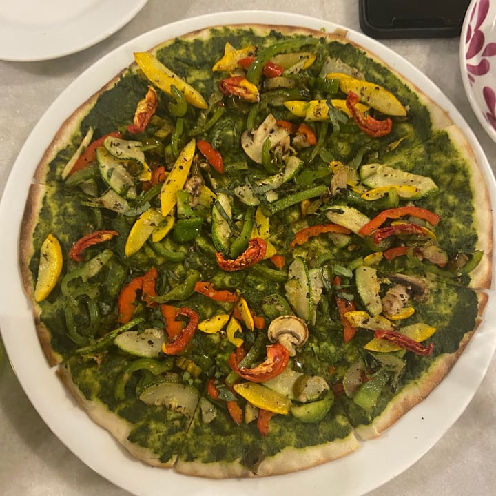 review photo of Rose Cafe Vegan Pesto Pizza shared by @adinteee on 19 Mar 2021 - review