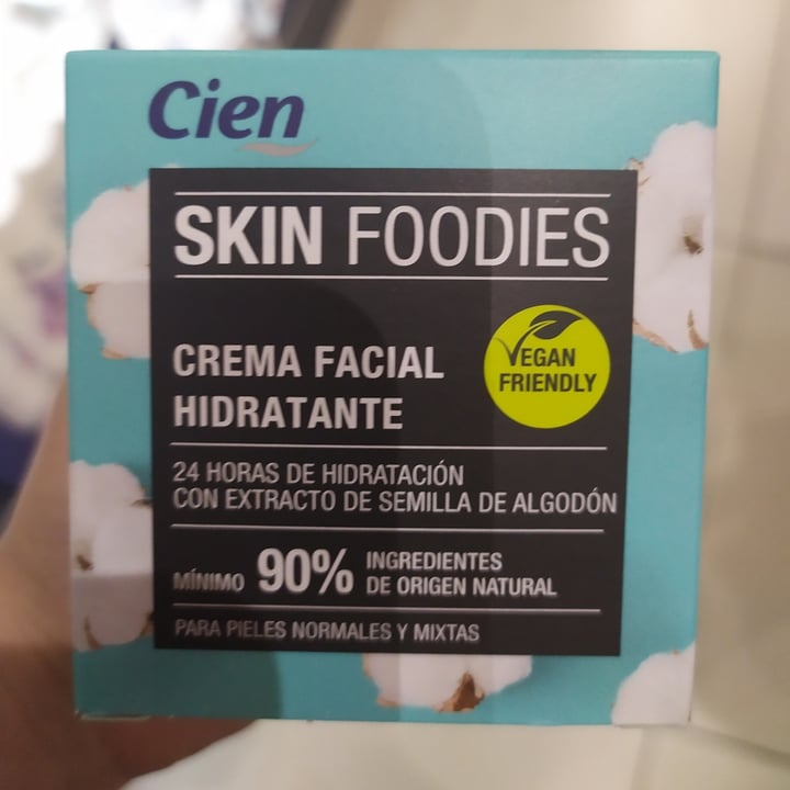 review photo of Cien Crema facial para pieles normales a mixtas shared by @piluka324 on 07 Nov 2020 - review