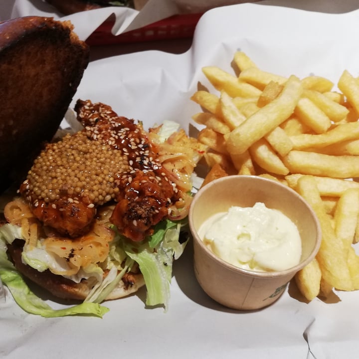 photo of Kitsune Burgers Korean Fried Mushroom shared by @minima5 on  01 Aug 2022 - review