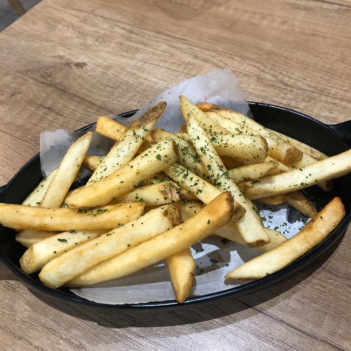 photo of Saute-San Truffle fries shared by @littlesyazana on  01 Oct 2020 - review