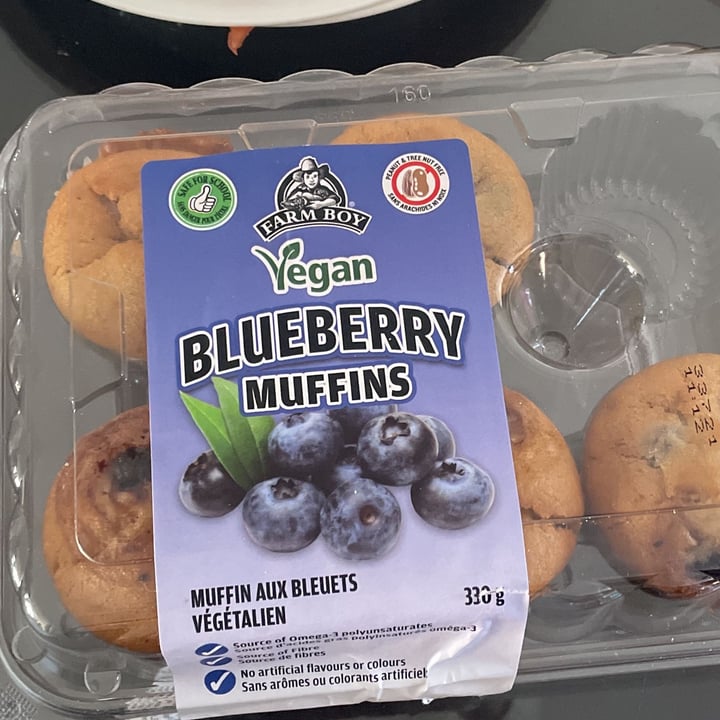 photo of Farm Boy Blueberry muffins shared by @malyyy12 on  15 Jan 2022 - review