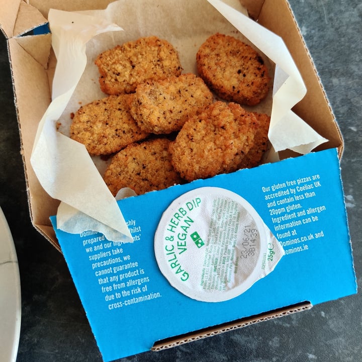 photo of Domino's Pizza - Kenilworth Vegan Nuggets shared by @nenehjbee on  25 Mar 2021 - review