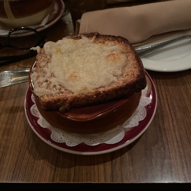 Photo of the dish “French onion soup”