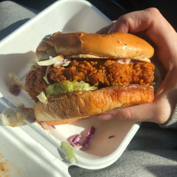photo of Project Pollo Nashville Hot Sandwhich shared by @happyveganmomma on  09 Feb 2022 - review