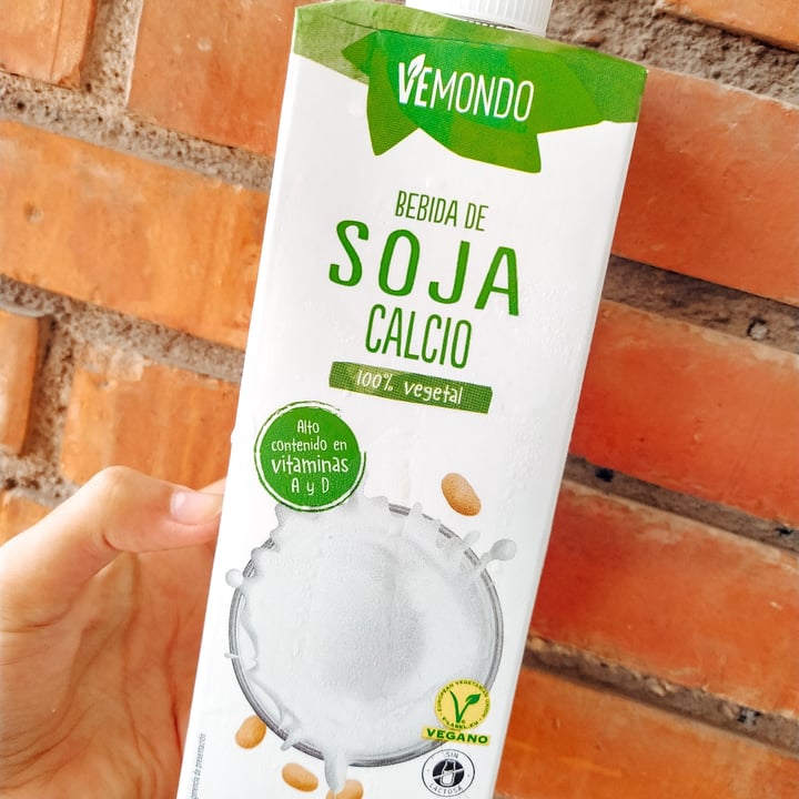 photo of Vemondo Bebida de soja calcio shared by @veganhumanok on  27 Aug 2021 - review