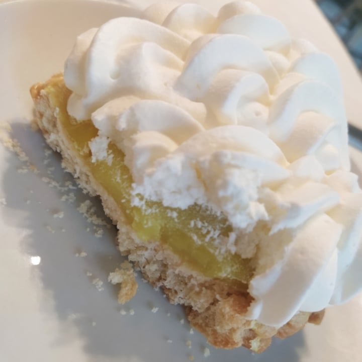 photo of Vica (Delivery Only) Lemon pie shared by @navrronicole on  09 Dec 2020 - review