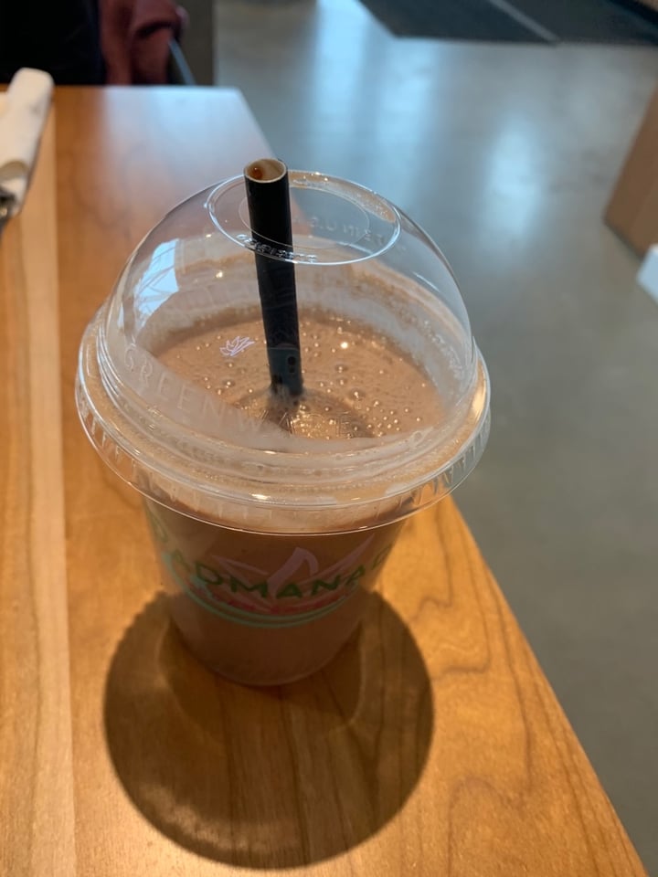 review photo of Padmanadi Vegetarian Restaurant Cocoa Nutty Smoothie shared by @veganmegandl on 02 Feb 2020 - review
