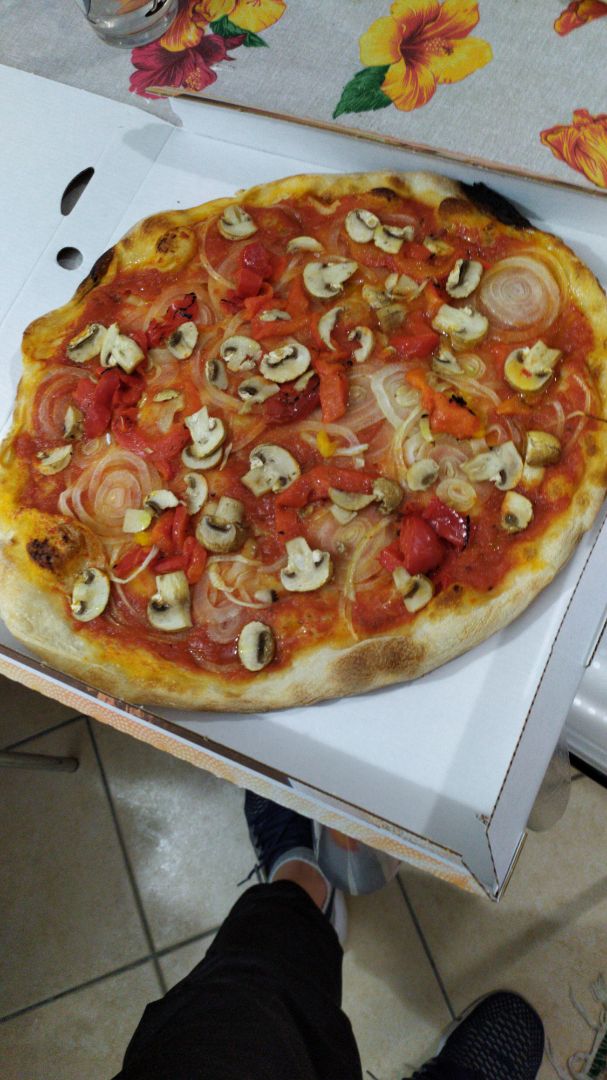 photo of Carpe Diem "Diversamente Pizza" Pizza shared by @tanquenovellonico on  28 Mar 2020 - review