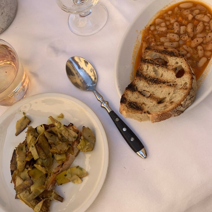 review photo of La vita è’ n’osteria bruschette e fagioli all’uccelletto shared by @soleepepe on 14 May 2022 - review