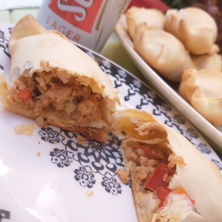 review photo of Mios Empanadas de soja texturizada shared by @funebrera420 on 24 Dec 2020 - review