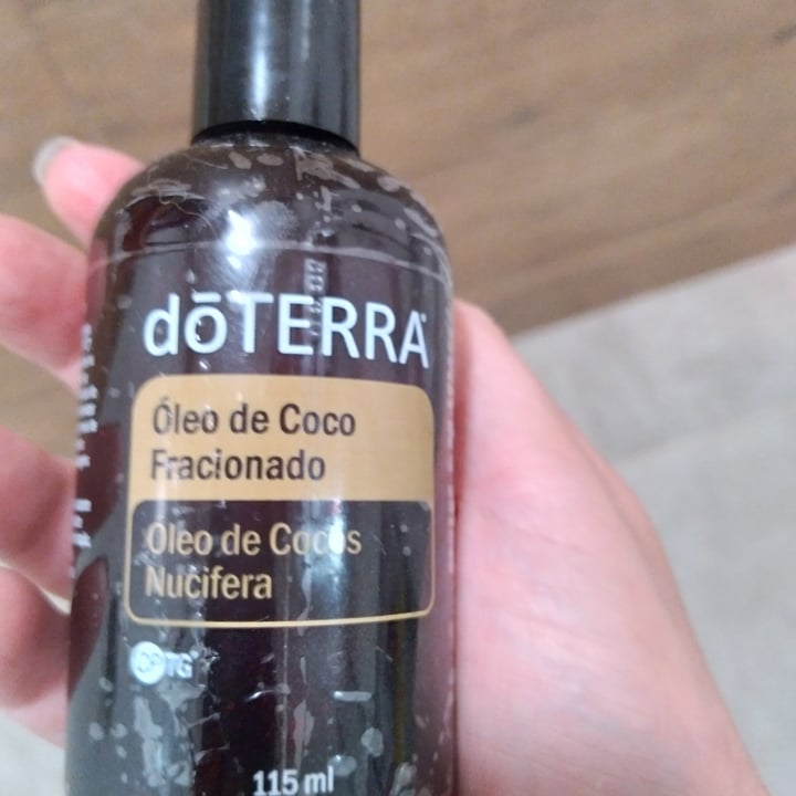 review photo of dōTERRA óleo de côco fracionado shared by @isadoraa on 06 May 2022 - review
