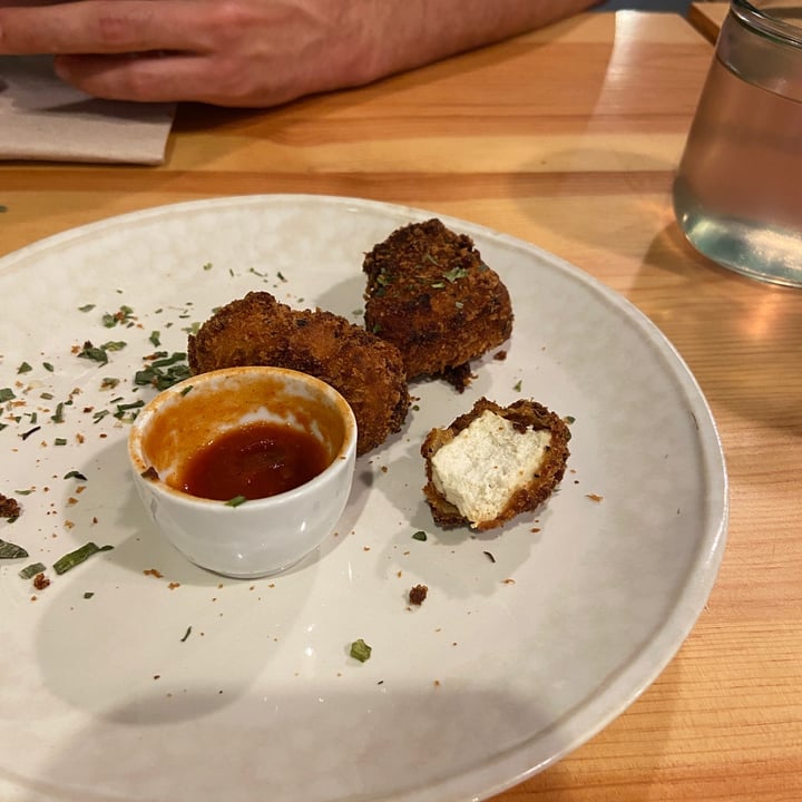 photo of Kind Kitchen Tofu Nuggets shared by @vegainz12 on  17 Jun 2021 - review