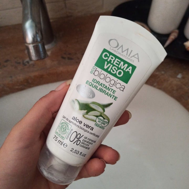 photo of Omia Crema viso biologica aloe vera shared by @bitterness on  05 Jun 2022 - review