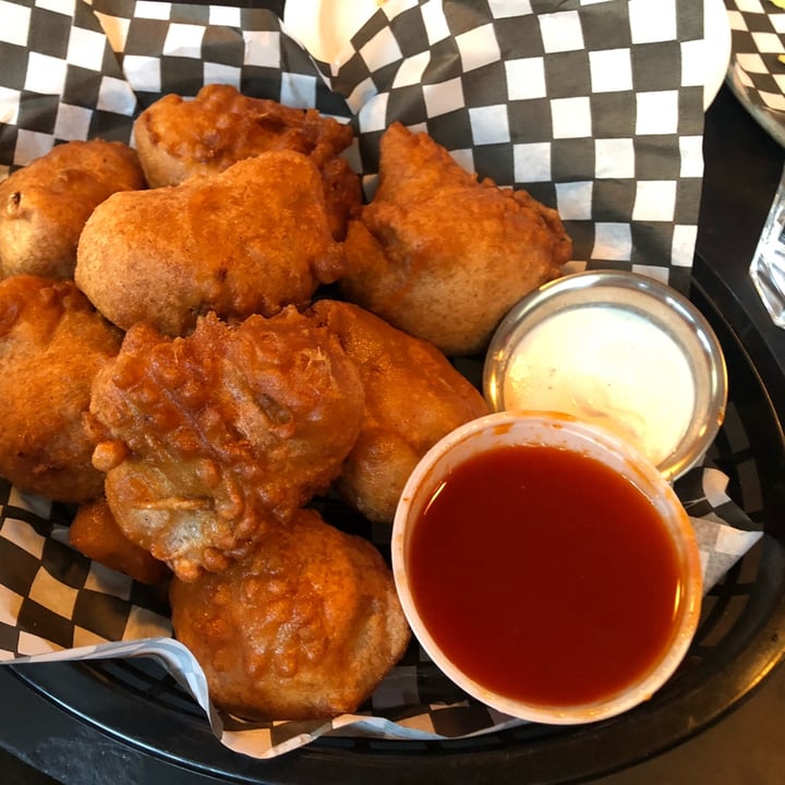 photo of Democracy* Cauliflower Wings shared by @sueprozak on  15 May 2022 - review
