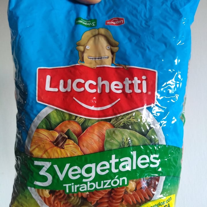 photo of Lucchetti Fideos Tirabuzón Tres Vegetales shared by @belu22adl on  25 Jun 2021 - review