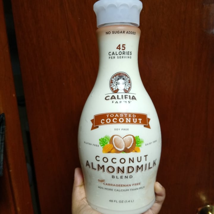 review photo of Califia Farms Toasted Coconut Almondmilk Blend shared by @nnokshi on 21 Aug 2021 - review