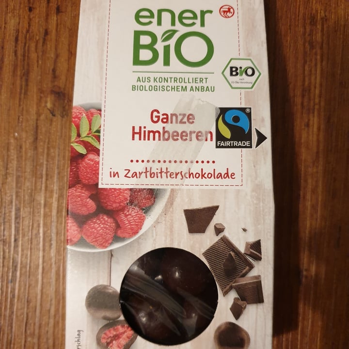 photo of enerBio Ganze Himbeeren in Zartbitterschokolade shared by @sotofu on  28 Sep 2021 - review