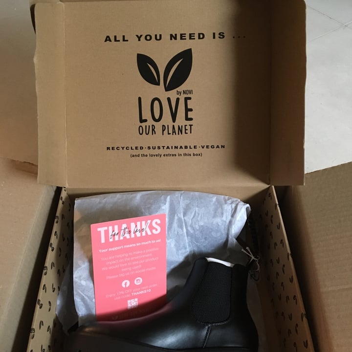 photo of Love Our Planet Boots shared by @rossrebel on  10 Nov 2021 - review