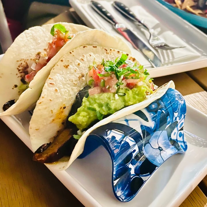 review photo of La Vista Mexican Restaurant & Bar | Hong Kong Portobello Mushroom Tacos shared by @jameswcotton on 16 Sep 2021 - review