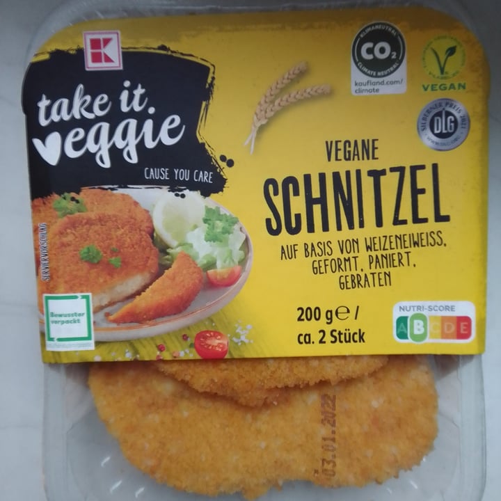 review photo of Kaufland Take it Veggie Vegane Schnitzel shared by @gwenda on 18 Dec 2021 - review