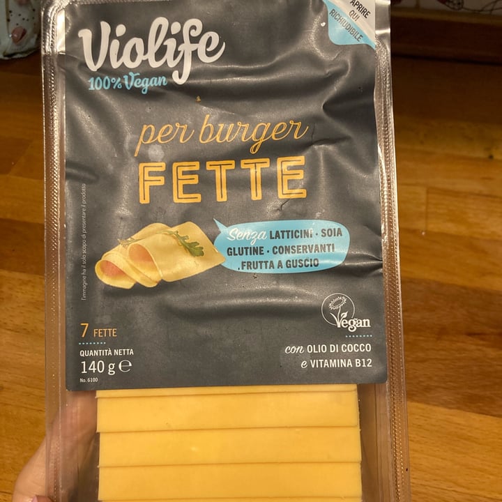 photo of Violife Fette per burger shared by @veb222 on  13 Jun 2022 - review