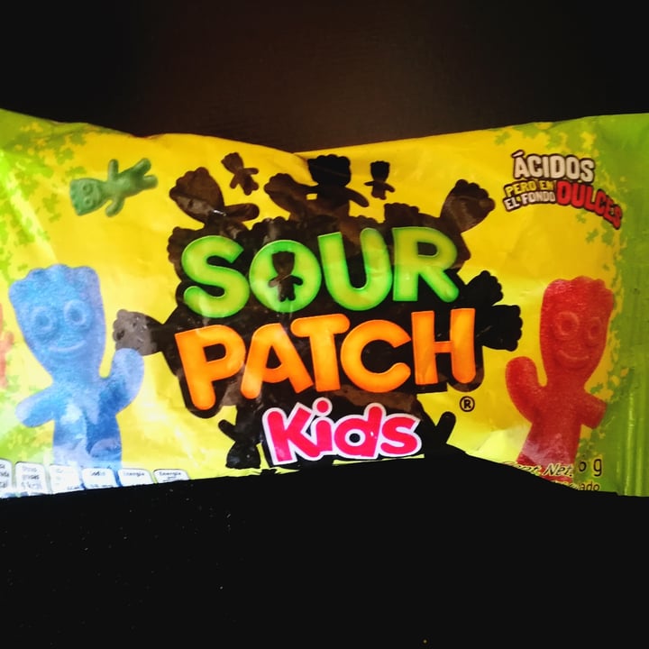 photo of Sour Patch Kids Sour patch kids Soft & chewy candy shared by @nikkibee on  16 Nov 2020 - review