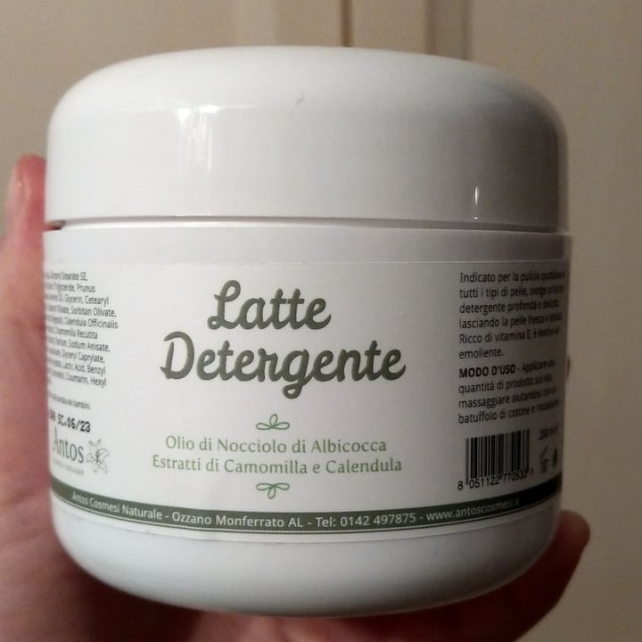 photo of Antos Latte detergente shared by @teseo on  10 Apr 2022 - review