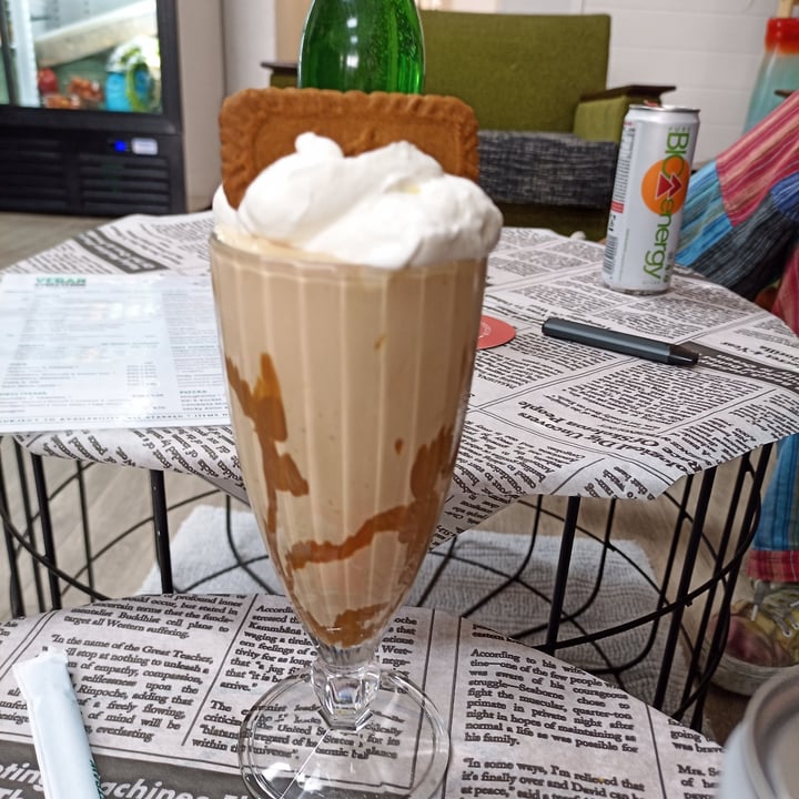 photo of Vegan Streetfood Deli - Obs Biscoffee Milkshake shared by @rainjasmine on  23 Oct 2021 - review