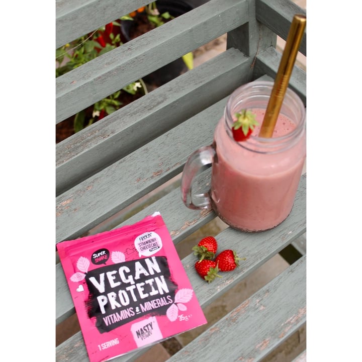 photo of Nasty vegan protein Powders Strawberry cheesecake protein powder shared by @chantelle9607 on  09 Sep 2021 - review