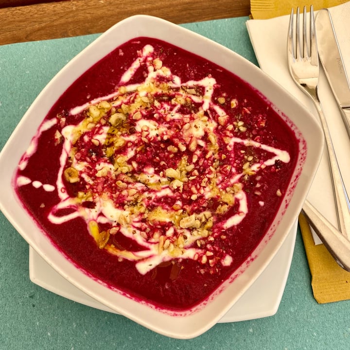 photo of Silene BIO Bottega & Cucina Zuppa fredda di barbabietola rossa e cetriolo con yogurt di soia e mandorle tritate shared by @peesca on  15 Jul 2021 - review