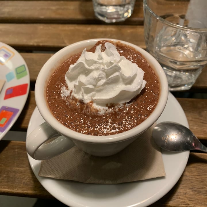 photo of Fram Cafè Bistrot Bio Veg Cioccolata Calda Vegan shared by @ericamiglio on  16 Mar 2022 - review