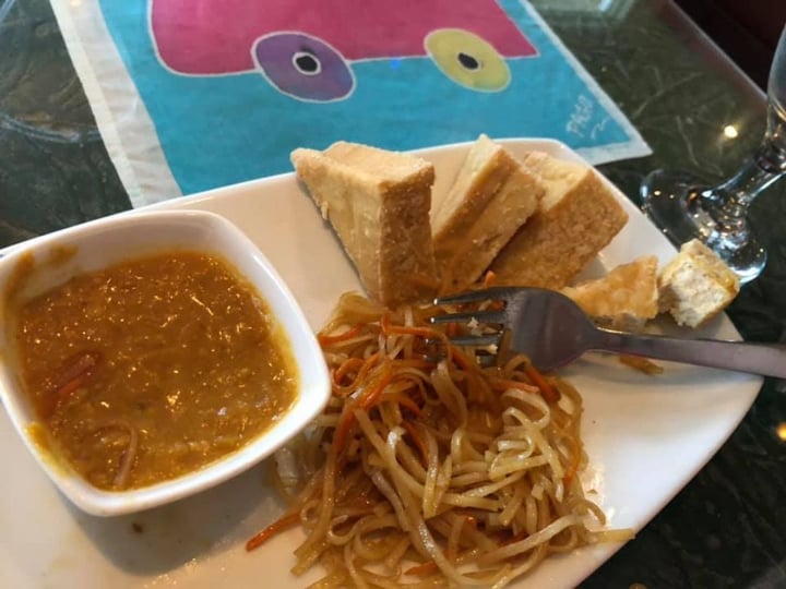 photo of Thai Onzon Tofu frito con fideos shared by @annego on  15 Aug 2019 - review