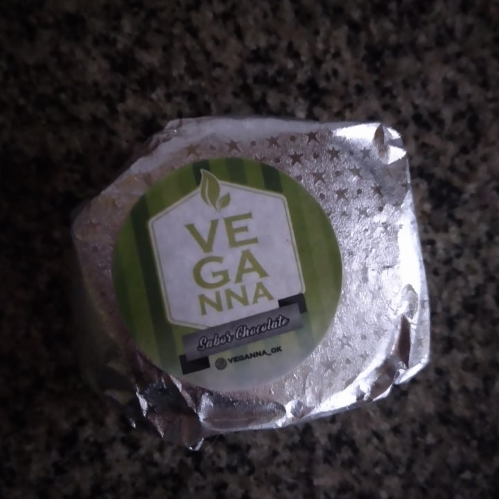 photo of Veganna Alfajor Chocolate shared by @euge86 on  23 Jul 2020 - review