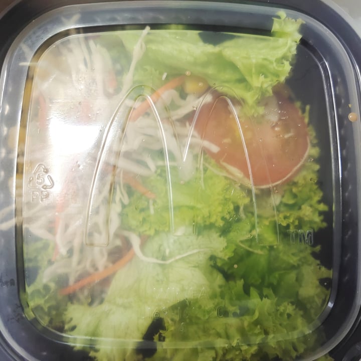 photo of McDonald's Garden Side Salad shared by @loveveganoptions on  10 Aug 2022 - review