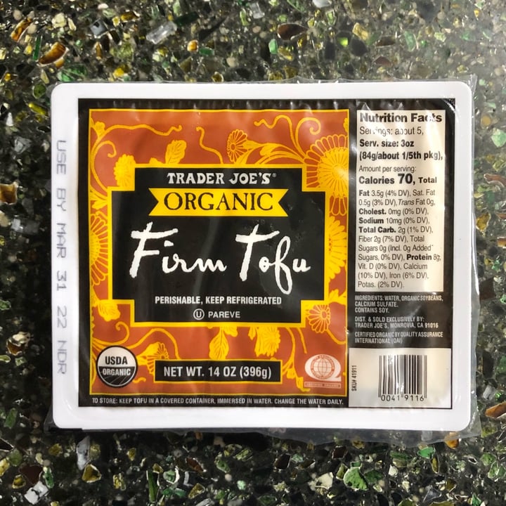 photo of Trader Joe's Organic Firm Tofu shared by @nrippe1 on  29 May 2022 - review