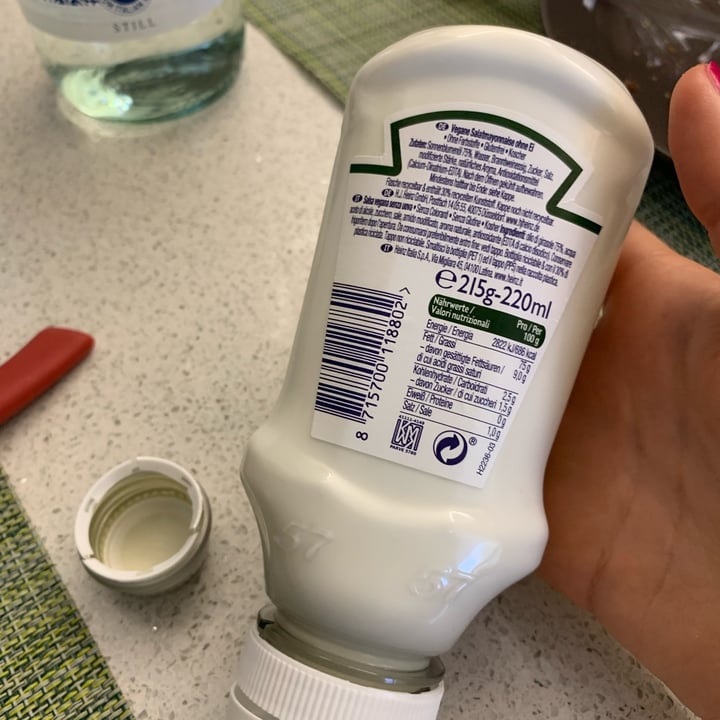 photo of Heinz Mayo Vegan shared by @rebeccamenozzi on  08 Jul 2022 - review